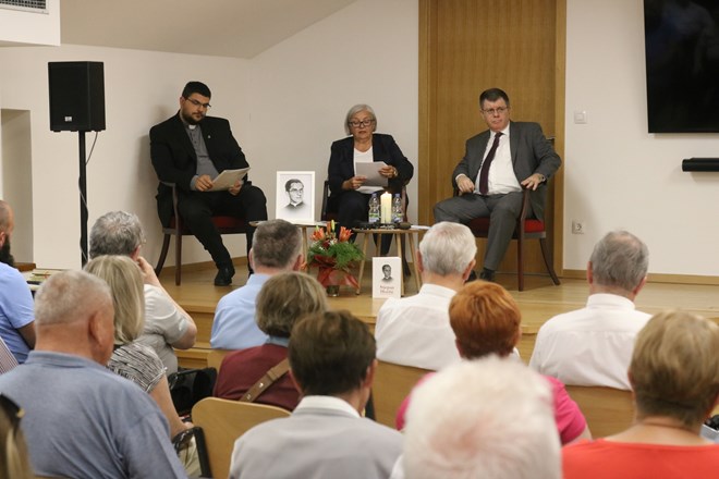 Predstavljena knjiga o sluzi Božjem Stjepanu Horžiću rodom iz Ljubešćice